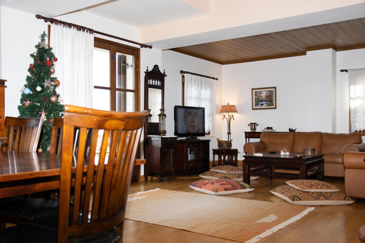 Θαλλώ Luxurious Villa Tsagkarada Exterior foto