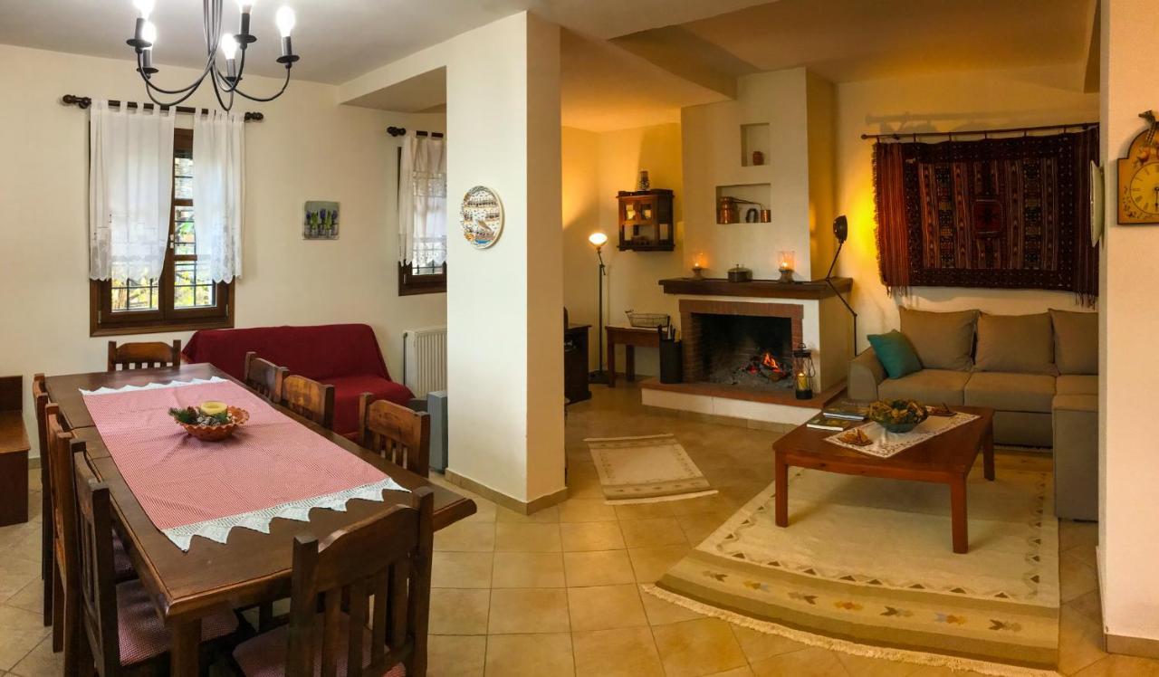 Θαλλώ Luxurious Villa Tsagkarada Exterior foto