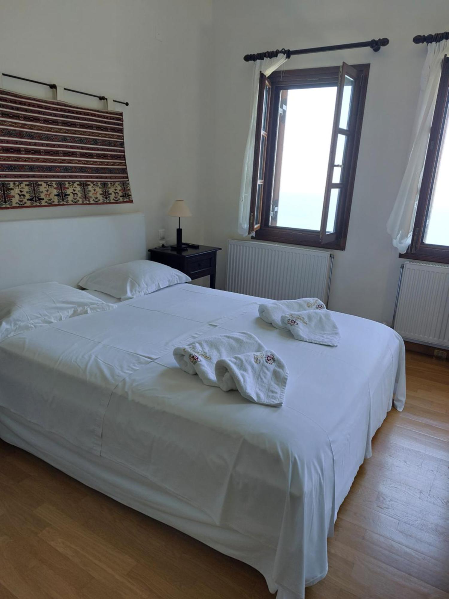 Θαλλώ Luxurious Villa Tsagkarada Zimmer foto